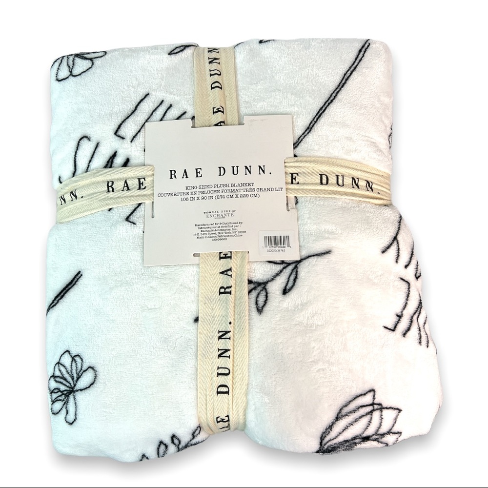 COPY - NEW Rae Dunn Live Simply King Plush Blanket